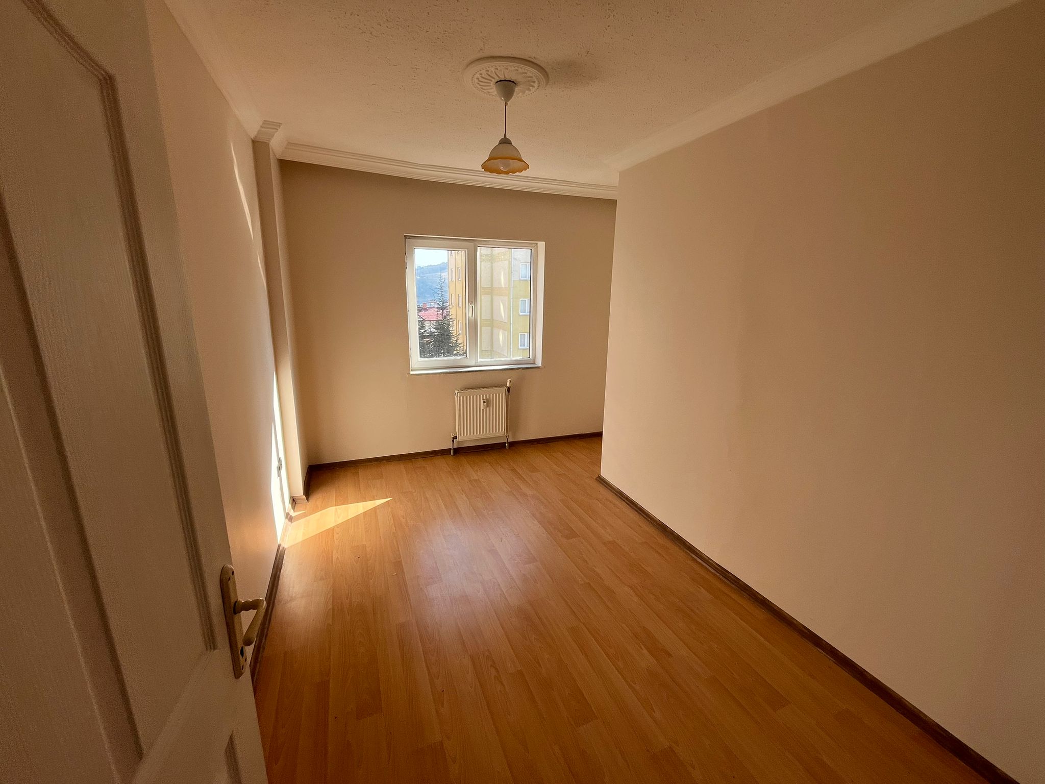 MABEL GAYRİMENKUL YILDIZLI TOKİ'DE 3+1 KİRALIK DAİRE